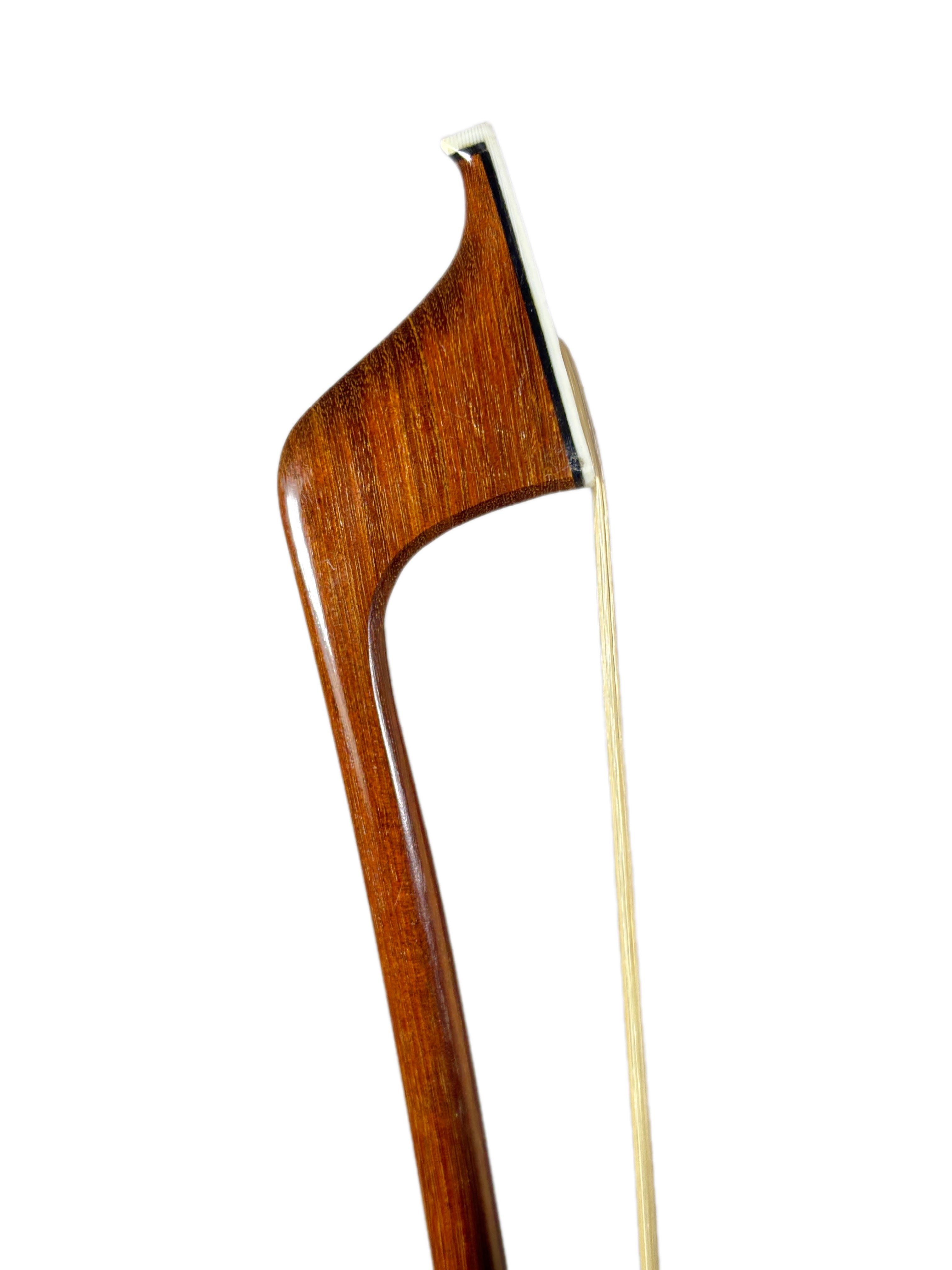 Arco de Violoncelo do Autor J. Fornaciari Montado em Prata